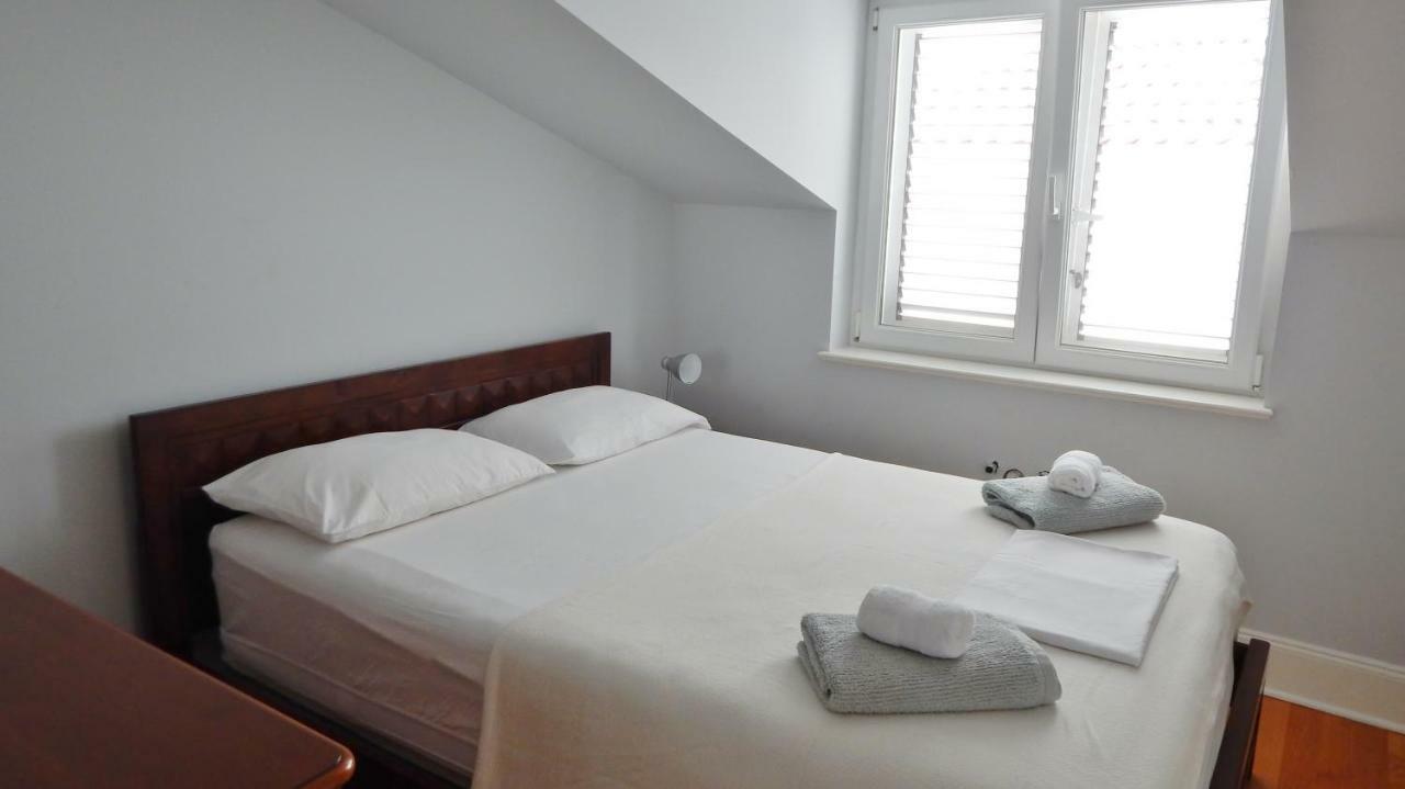 Seafront Apartments Nemira Omiš Exterior foto